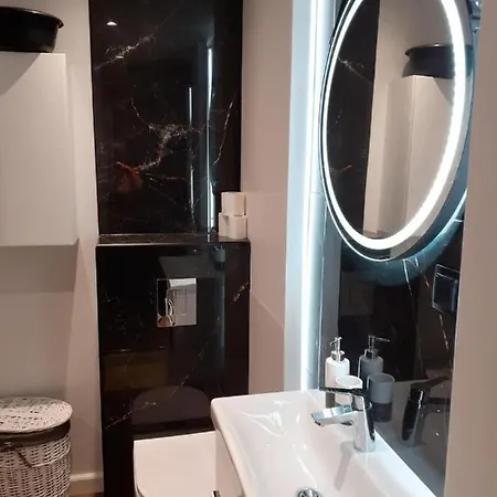 Apartment Wszedzie Blisko *